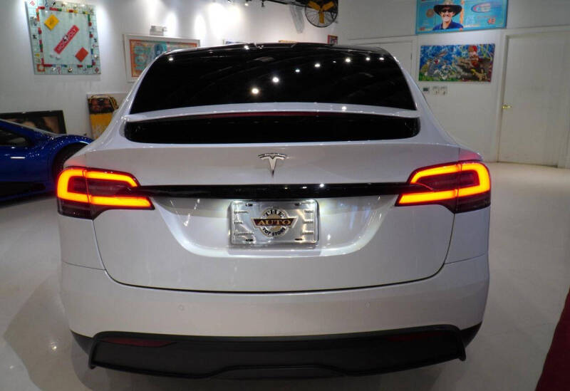 2022 Tesla Model X Plaid