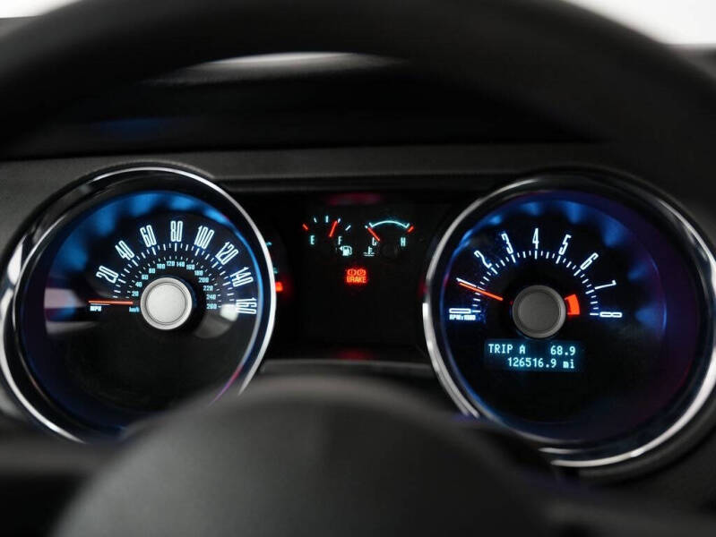 2012 Ford Mustang V6