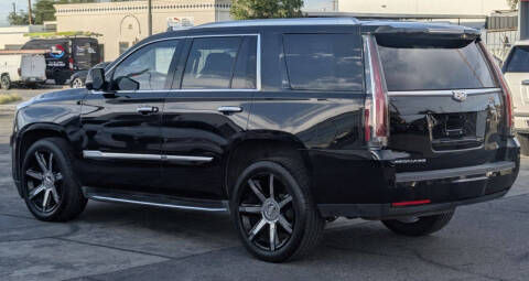 2016 Cadillac Escalade Luxury Collection