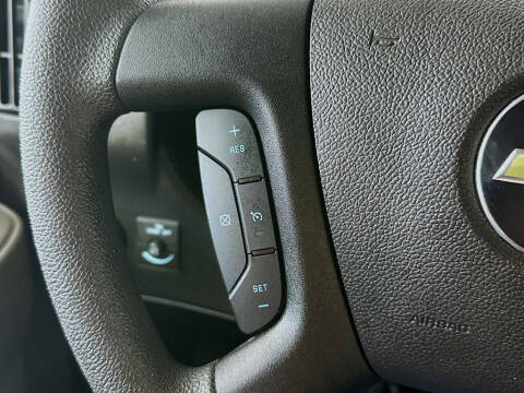 2024 Chevrolet Express LT 3500