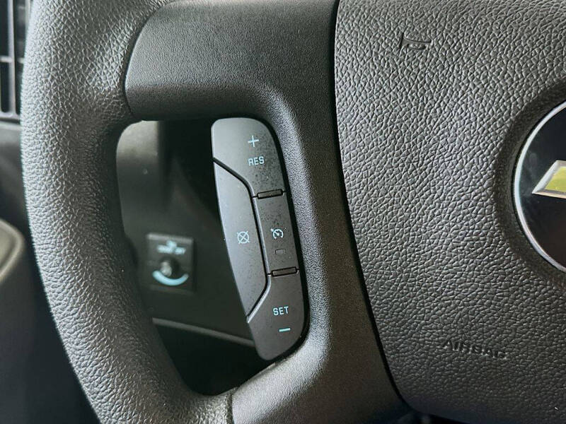 2024 Chevrolet Express LT 3500