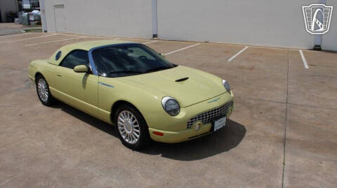 2005 Ford Thunderbird