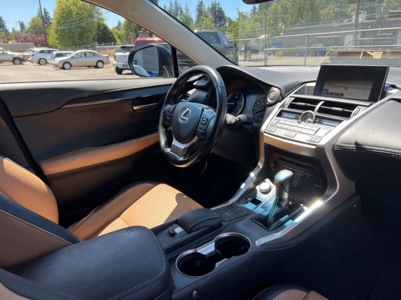 2017 Lexus NX 200t