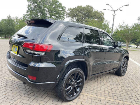 2017 Jeep Grand Cherokee Altitude