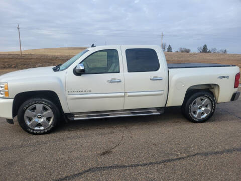 2009 Chevrolet Silverado 1500 for sale at Law Motors LLC in Dickinson ND