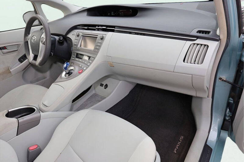 2014 Toyota Prius One