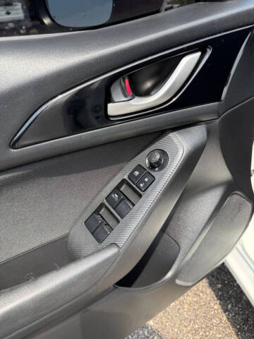 2016 Mazda MAZDA3 i Sport