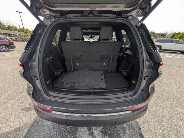 2025 Jeep Grand Cherokee L Laredo X