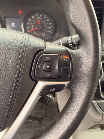 2015 Toyota Sienna LE 8-Passenger