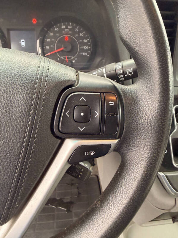 2015 Toyota Sienna LE 8-Passenger