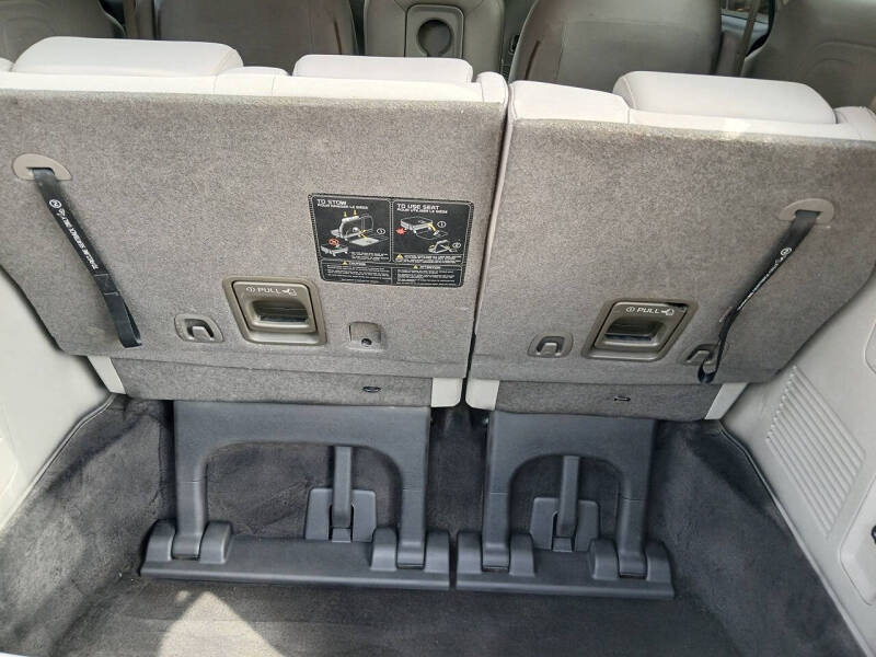 2016 Kia Sedona LX