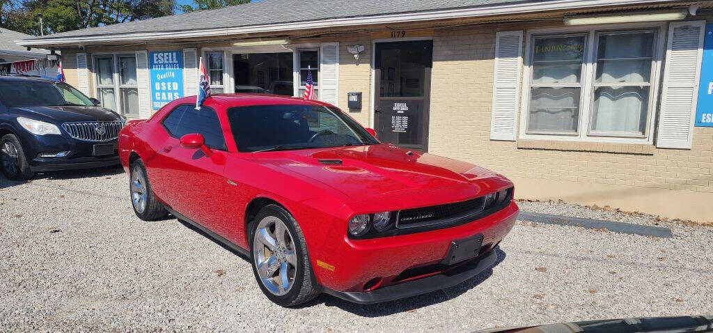 2013 Dodge Challenger for sale at ESELL AUTO SALES in Cahokia, IL