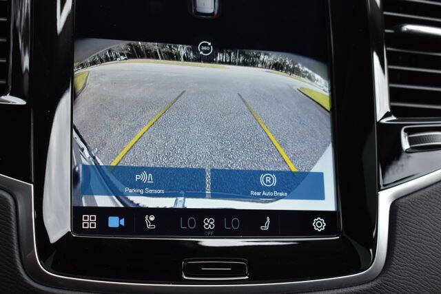 2024 Volvo XC90 Recharge T8 Plus Bright Theme 7P