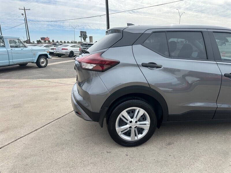 2024 Nissan Kicks S