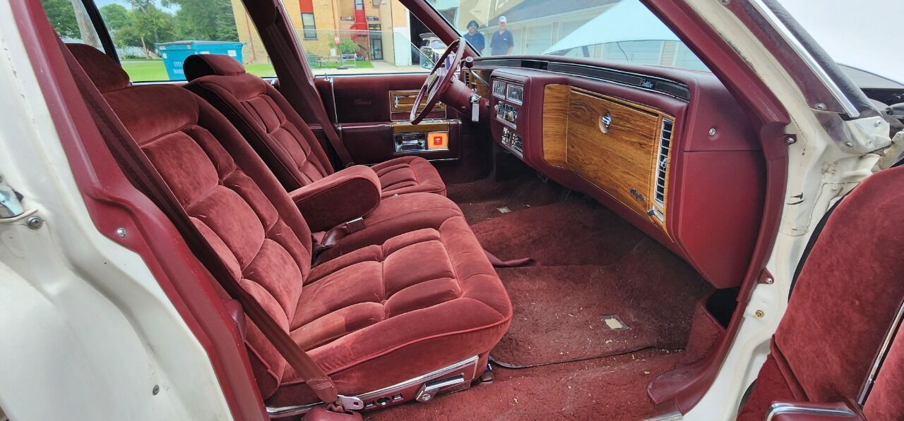 1984 Cadillac Fleetwood Brougham 149