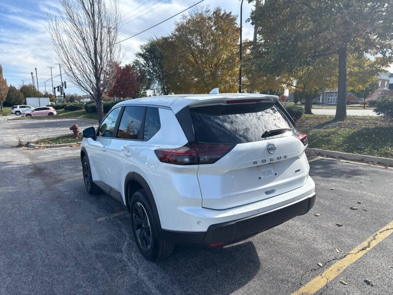 2025 Nissan Rogue SV