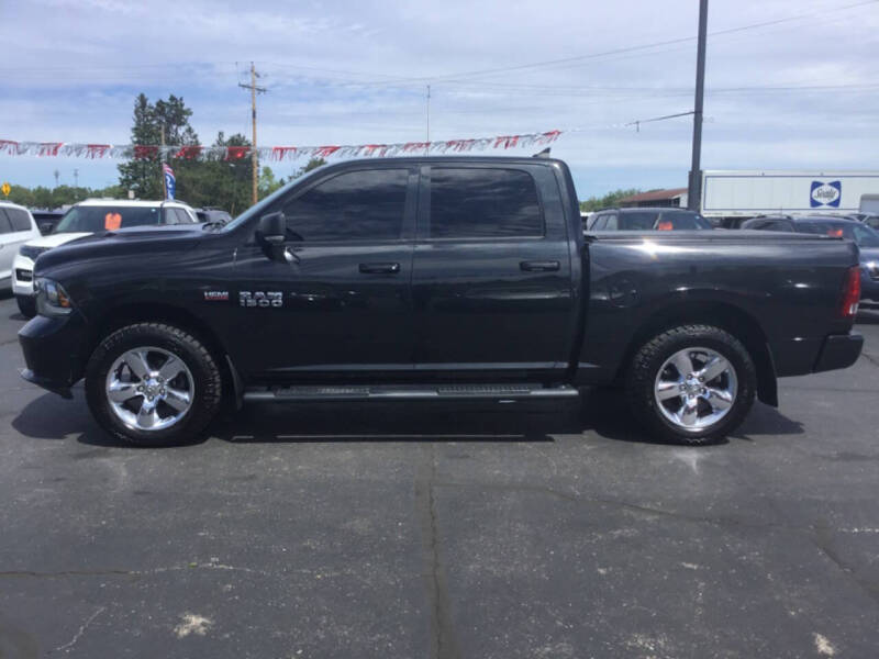 2017 RAM 1500 Night