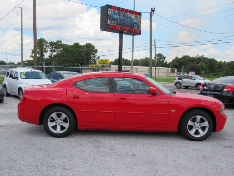 2010 Dodge Charger for sale at Checkered Flag Auto Sales in Lakeland FL