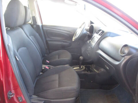 2019 Nissan Versa S Plus