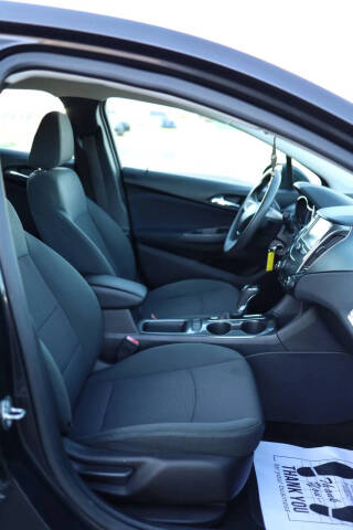 2017 Chevrolet Cruze LT Auto