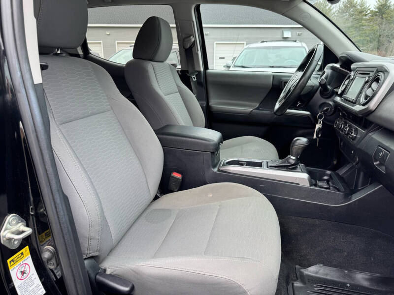 2017 Toyota Tacoma SR5 V6