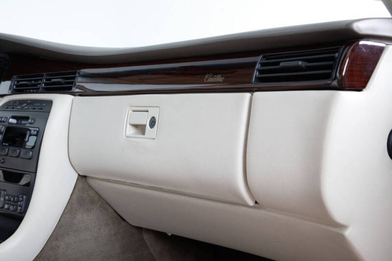 2002 Cadillac Eldorado ESC