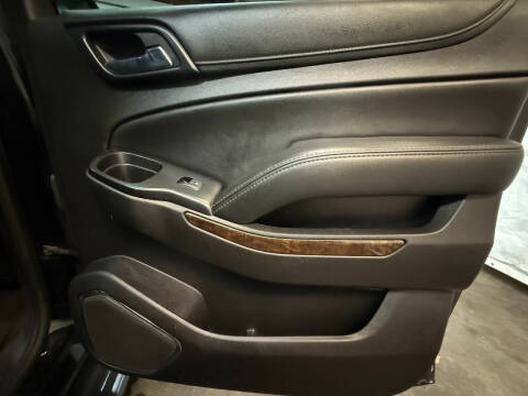 2016 Chevrolet Suburban LS