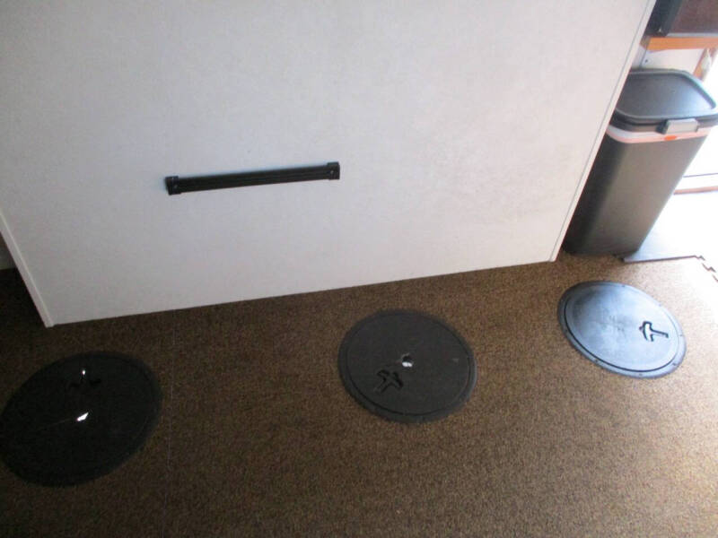 2008 ICE CASTLE 17' FISH HOUSE