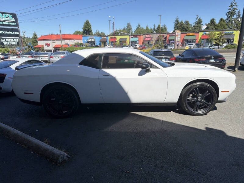 2018 Dodge Challenger SXT