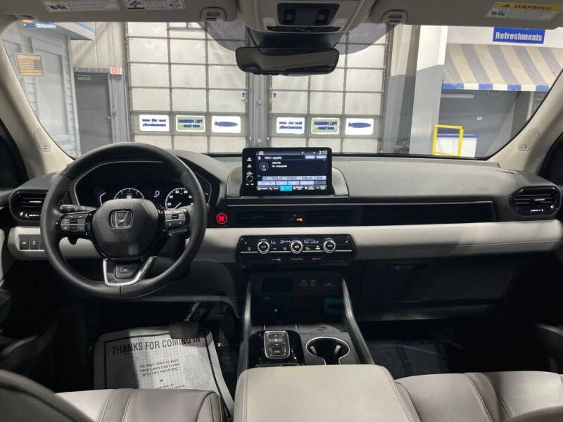2025 Honda Pilot Touring