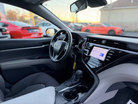 2019 Toyota Camry LE