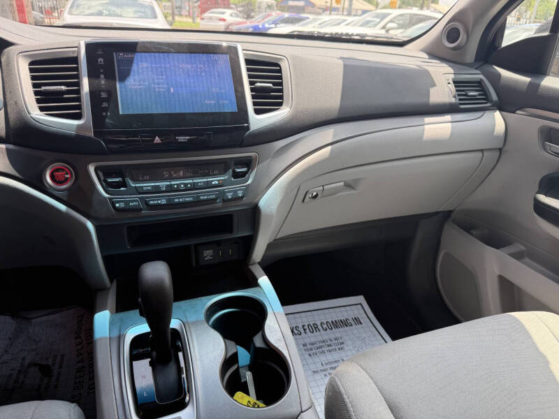 2017 Honda Pilot EX