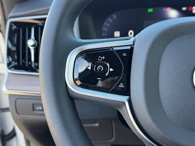 2026 Volvo XC90 B6 Plus 7P