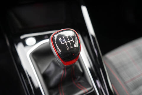 2024 Volkswagen Golf GTI 380 S