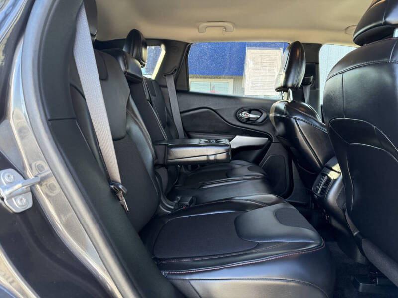 2017 Jeep Cherokee Trailhawk