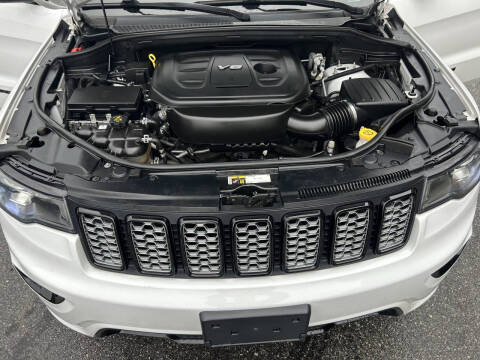 2017 Jeep Grand Cherokee Altitude