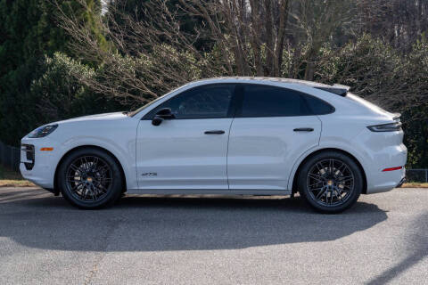 2025 Porsche Cayenne GTS Coupe