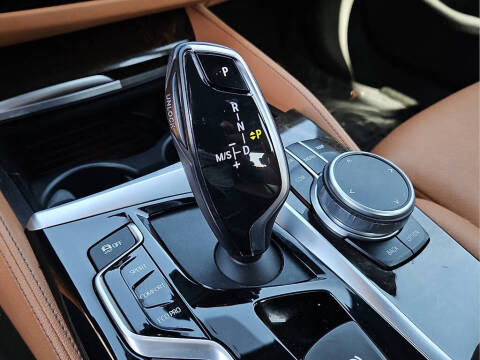 2019 BMW 5 Series 540i