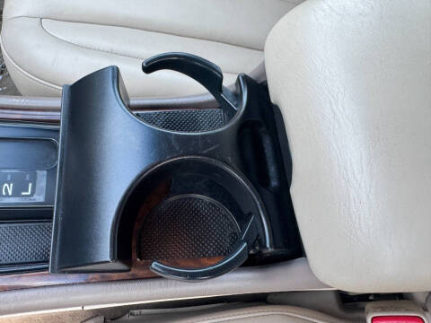 2001 Toyota Avalon XLS