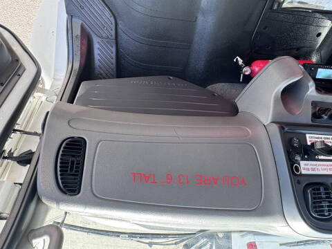 2018 Freightliner M2 106