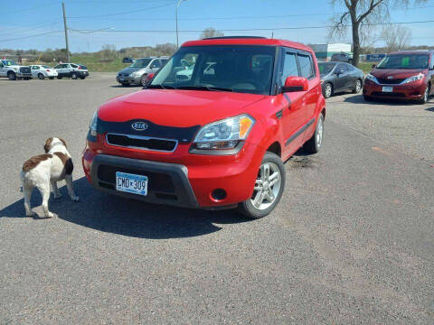 2010 Kia Soul for sale at Kull N Claude Auto Sales in Saint Cloud MN