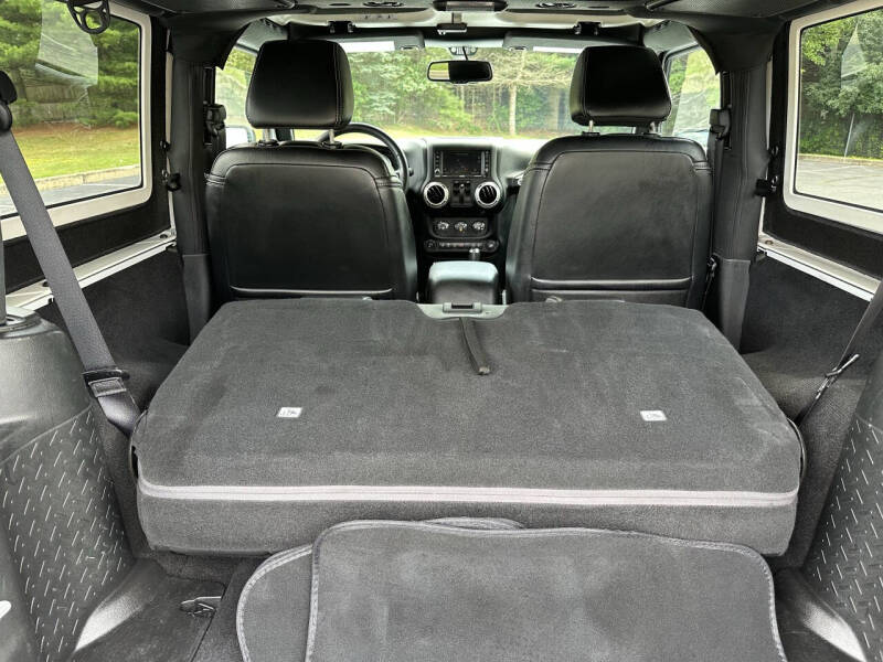 2016 Jeep Wrangler Sahara