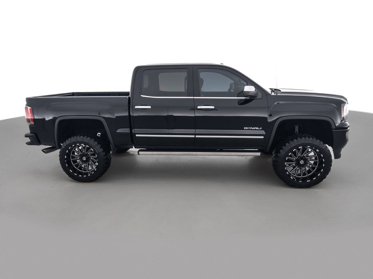 Used Car 2017 Gmc Sierra 1500  Denali 4x4 4dr Crew Cab 5.8 Ft. Sb For Sale Under $35,000 In Coal City, Illinois