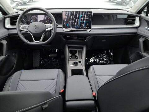 2025 Volkswagen Tiguan SE