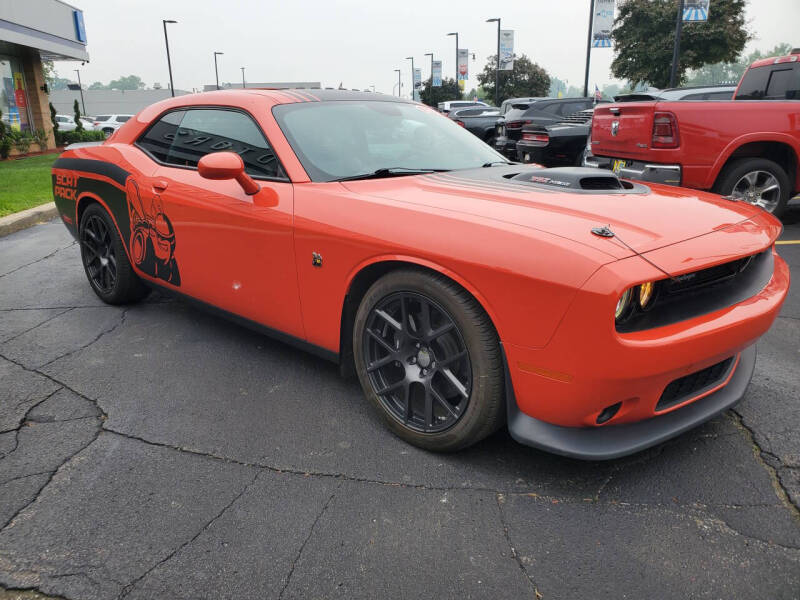 2016 Dodge Challenger 392 HEMI Scat Pack Shaker