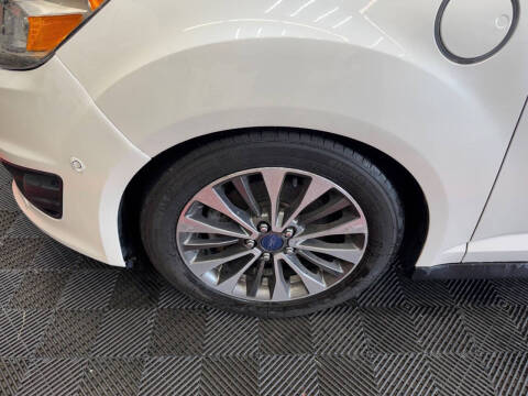 2017 Ford C-MAX Energi Titanium