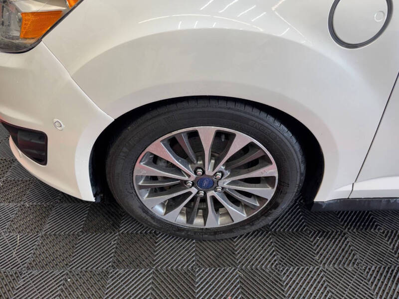 2017 Ford C-MAX Energi Titanium