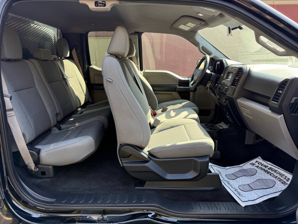 2018 Ford F-150 for sale at Deals & Trades in Aurora, IL