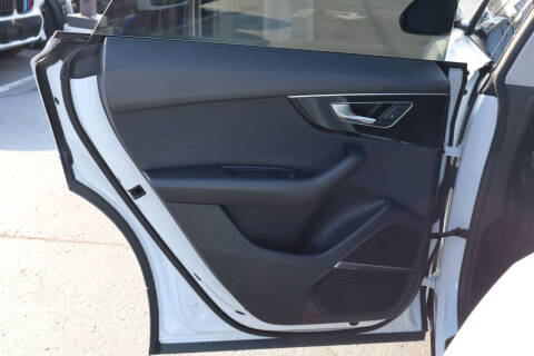 2019 Audi Q8 quattro Premium Plus 55 TFSI