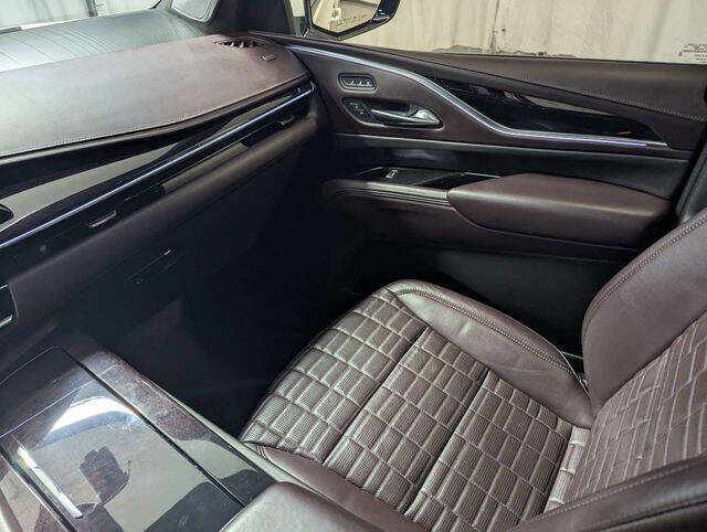 2022 Cadillac Escalade Sport Platinum